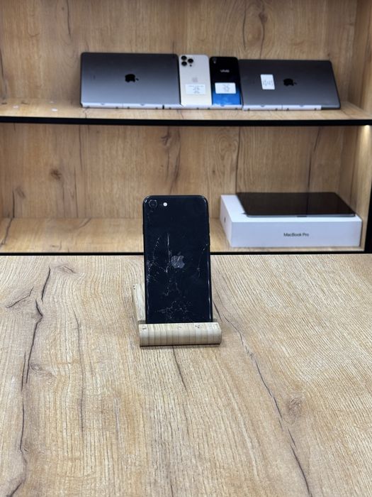 Iphone Se   128 gb 80%