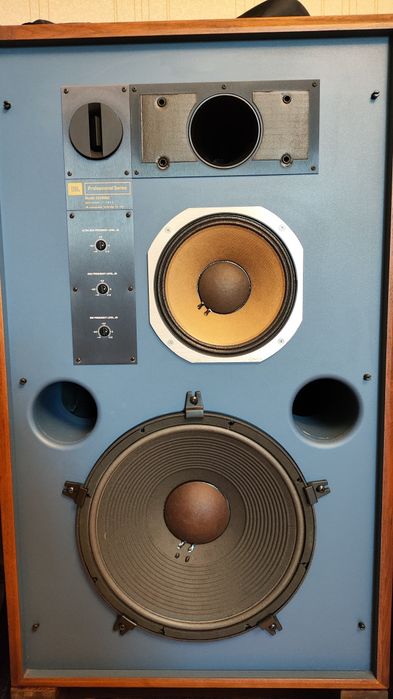 Продаётся jbl 4344 mk2