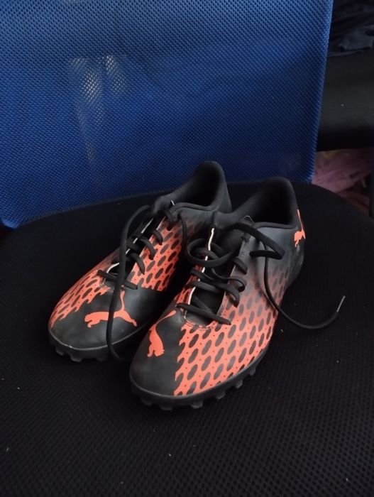 Продавам стоножки Puma