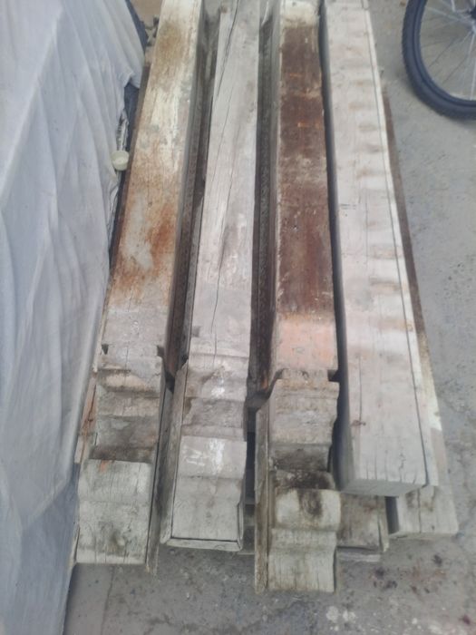 Айвон учун болорлар сотилади.