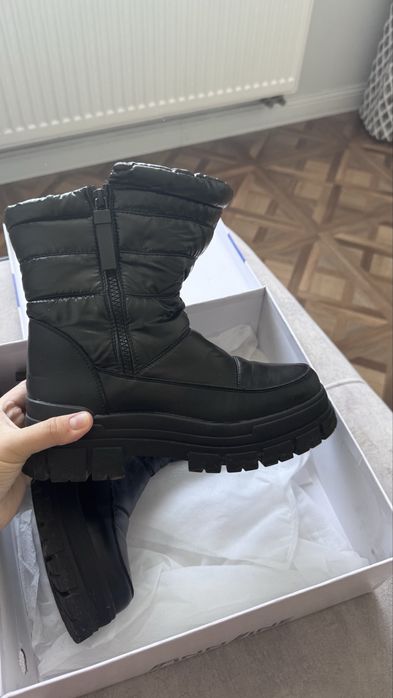 Зимние сапоги женские