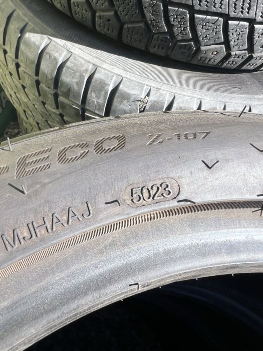 Шины б/у 235/45/18 Trazano