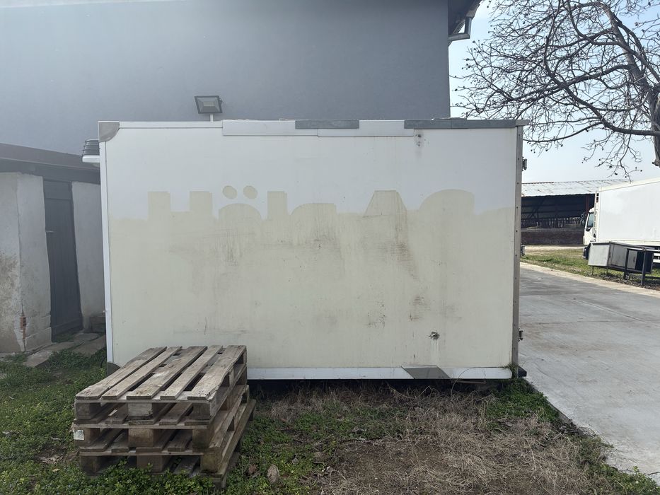 Хладилен фургон- много запазен