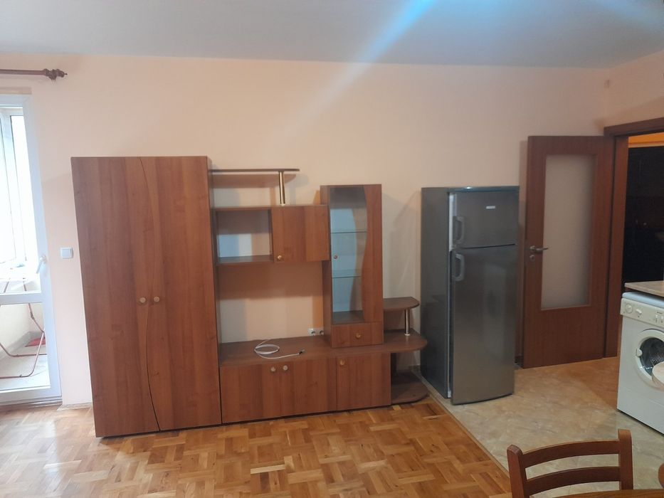 Дава се под наем Двустаен апартамент в София, Център - 60 кв.м за 510 € - Снимка #2