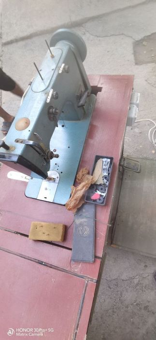 Tikuv mashuna voeniy