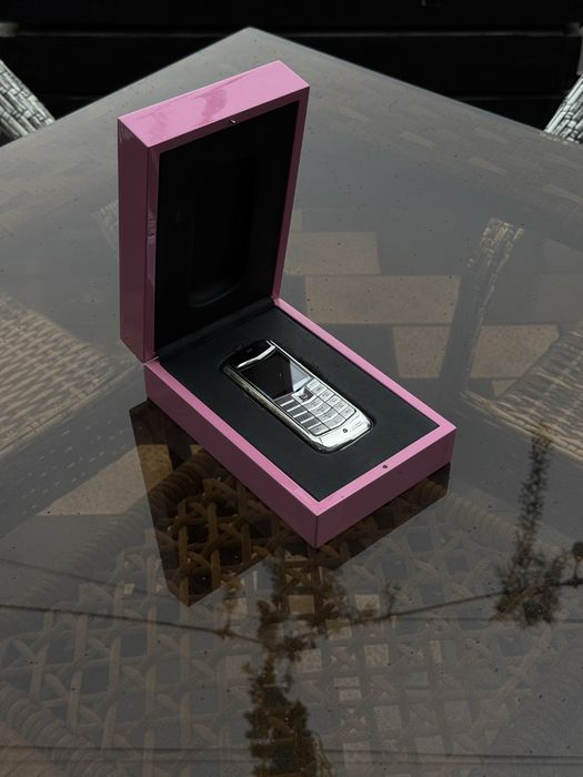 В наличии телефон VERTU