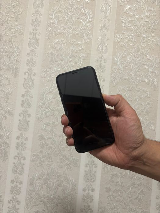 Iphone 11  состояние хорошее обмен на андроид