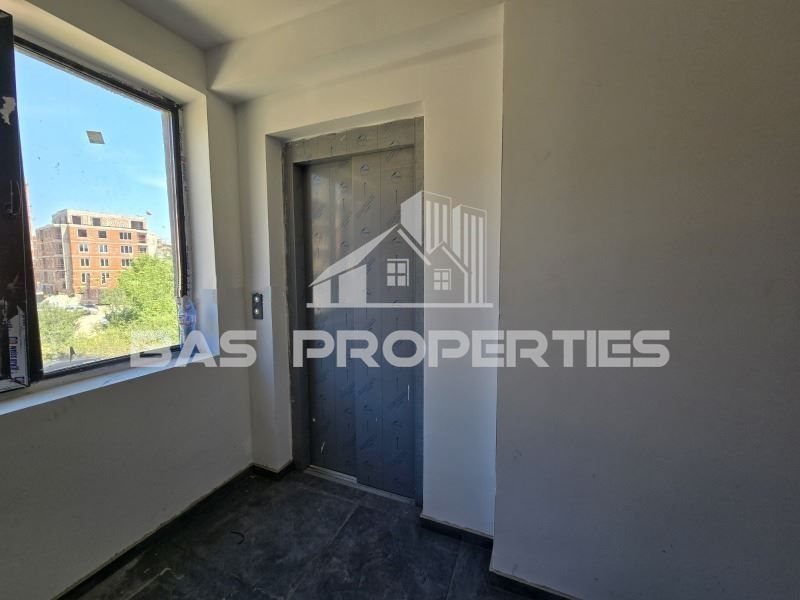 Продава се Тристаен апартамент в София, Левски В - 155 кв.м за 1420 €/кв.м - Снимка #7