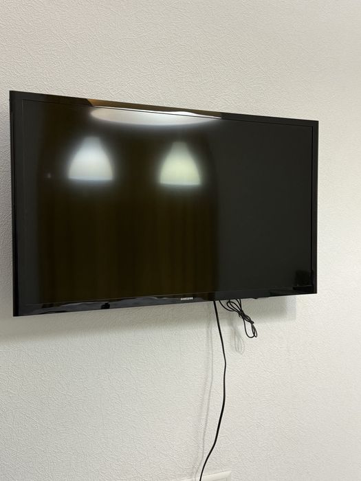 Продам телевизор НЕ smart