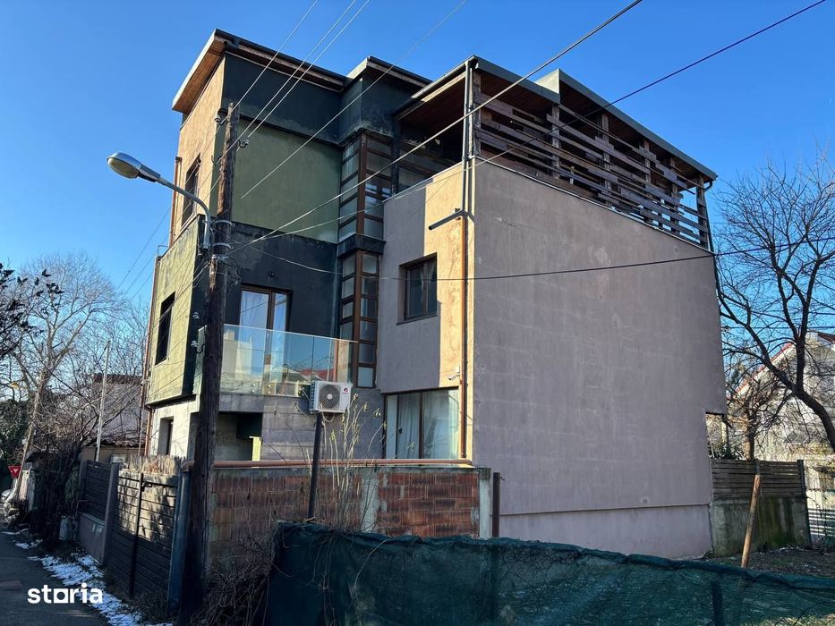 Vila in Baneasa , la 5 min.de Herastrau,  Str. Garlei