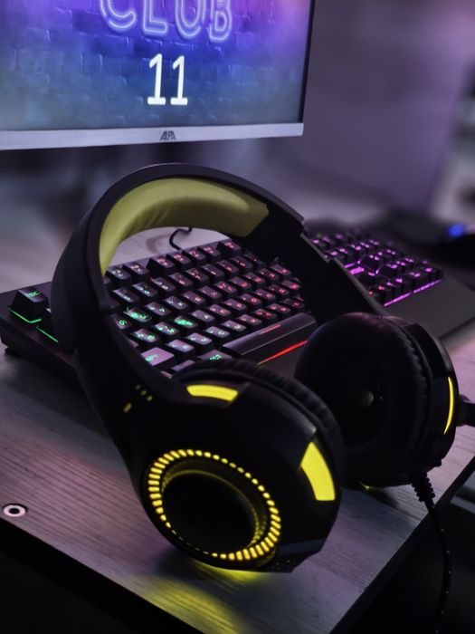 10 dona kompyuter game club mebellari bilan