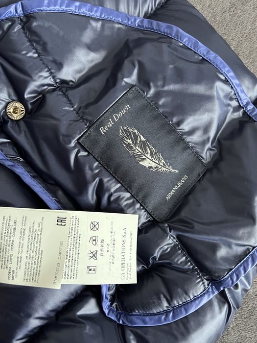 Haina dama puf Armani marimea M-L