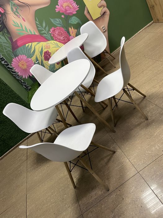 Продам стол со стульями