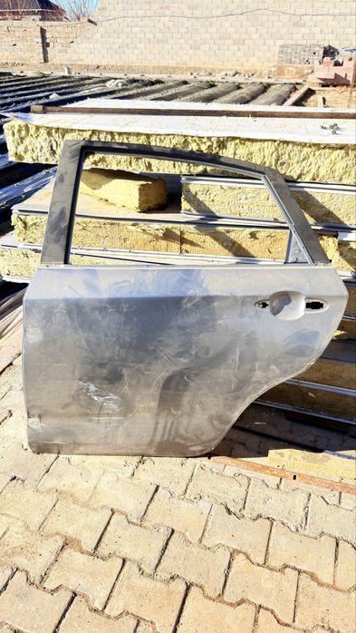 Дверь  есік chevrolet monza dver