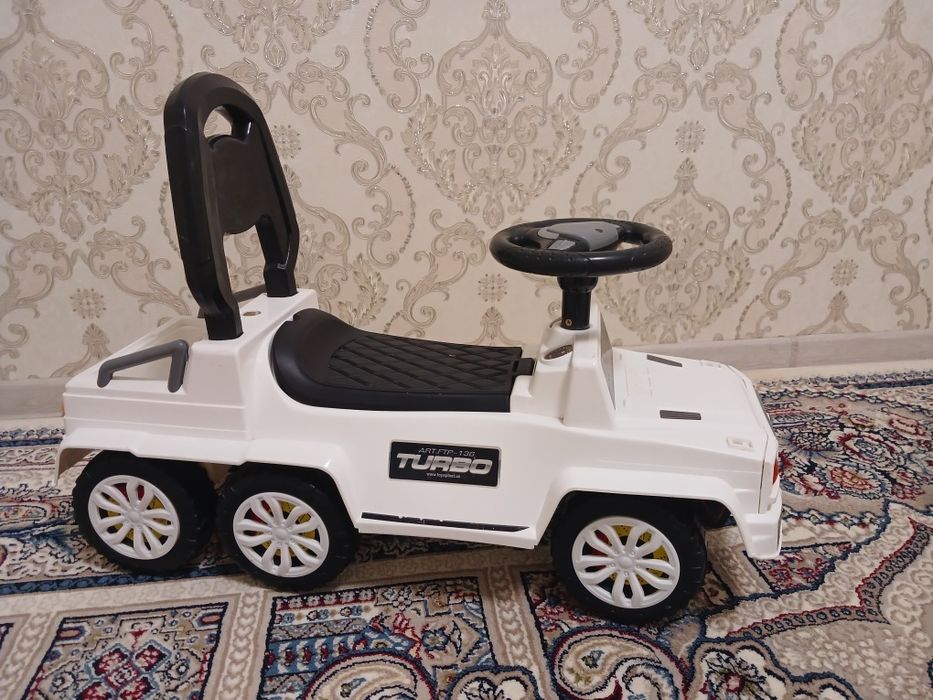 Машина, деярли уйналмаган