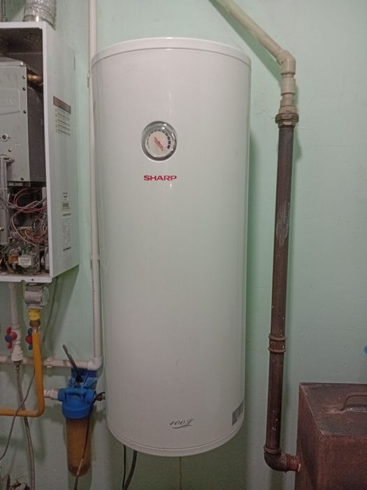 Продам бойлер для воды 100л