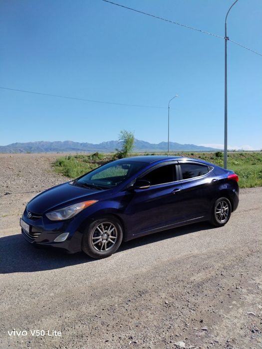 Продам машину в отличном состоянии Hyundai Elantra