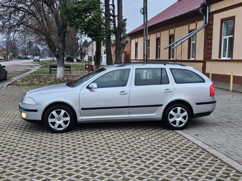 Skoda Octavia 2 -An 2006- 1.6(Benzină), 115 Cai, 210.000 km