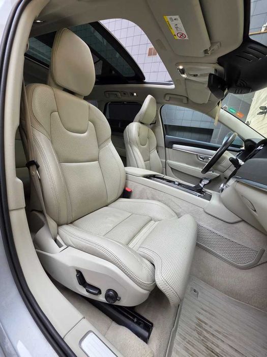 Volvo V90 Cross Country 2019 / 2.0 D4 190 CP AWD / 4x4 / Panoramic / Camera video / HUD