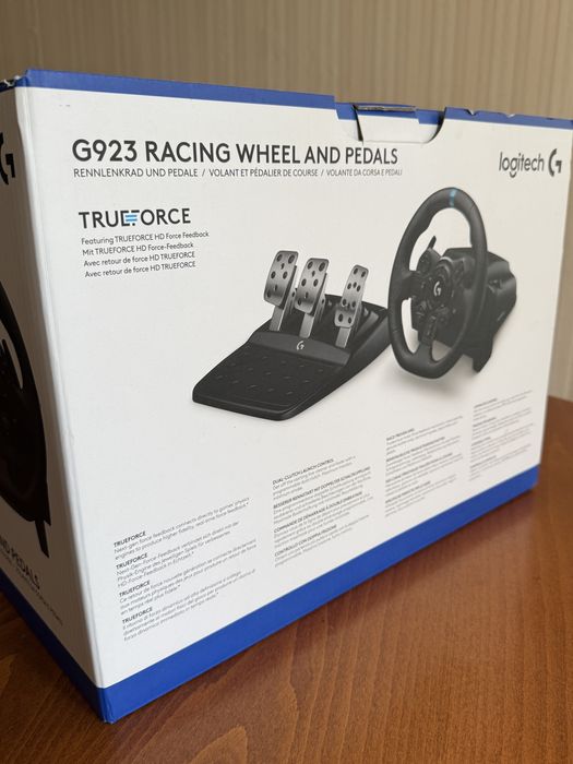 Logitech G923 PS5 Гаранционен  КАТО НОВ!!