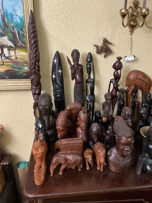 Statuete si masti africane