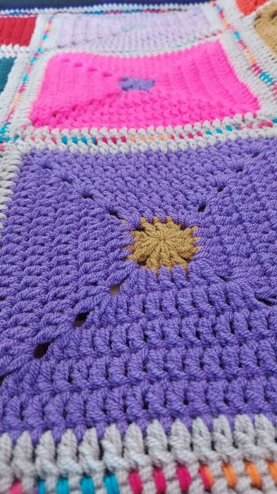 Продам вязаный плед