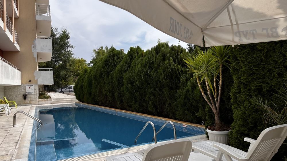 Двустаен апартамент с паркомясто в гр. Каварна,  на метри от плажа .