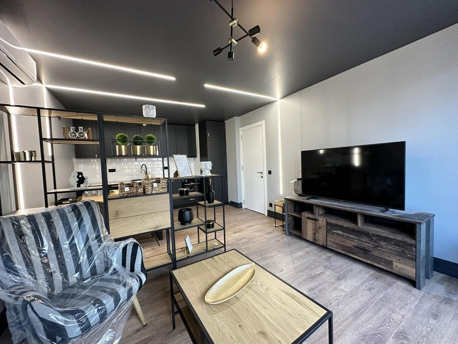 Продава се Двустаен апартамент в София, Красно село - 69 кв.м за 2537 €/кв.м - Снимка #3