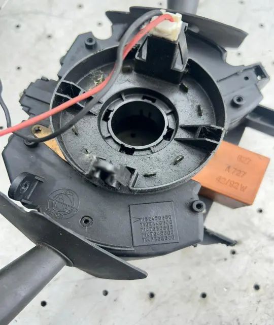 Manete semnalizare si stergatoare bloc complet 7162450600 Fiat Punto