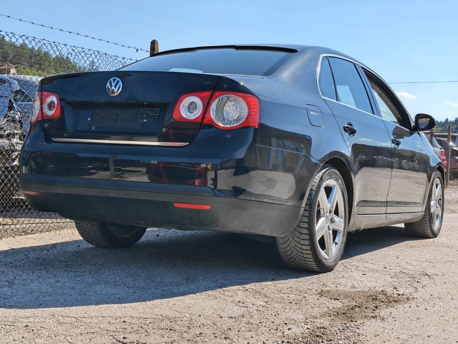НА ЧАСТИ / VW Jetta / 2005г. / 1.9TDI BKC / Volkswagen Jetta
