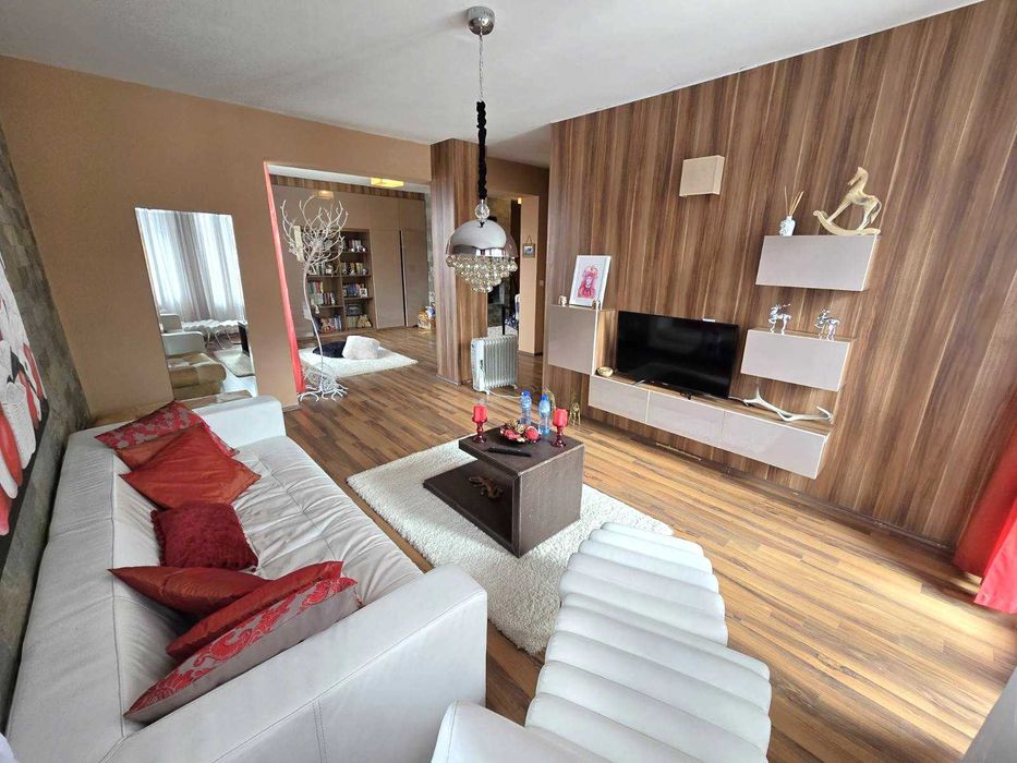 Просторен двустаен апартамент в St George Ski & Holiday, Банско