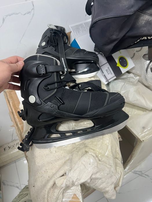 Продам коньки  мужские