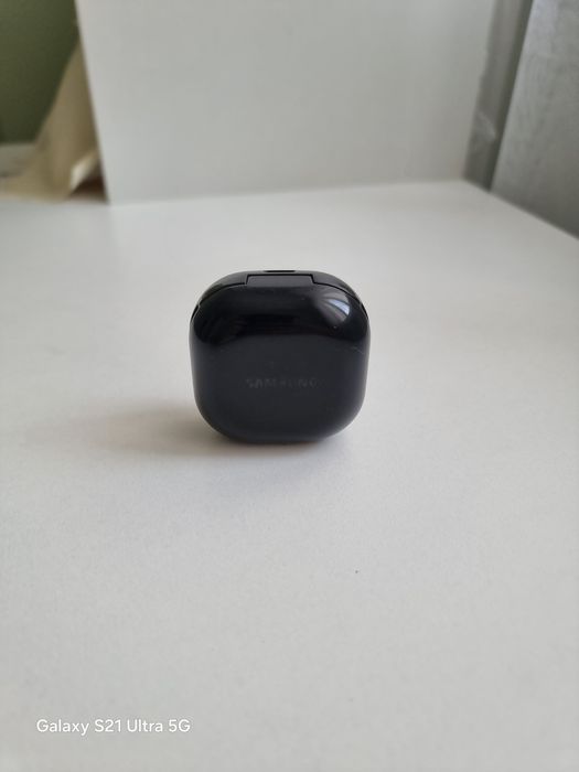 Беспроводные наушники Samsung Galaxy Buds Live