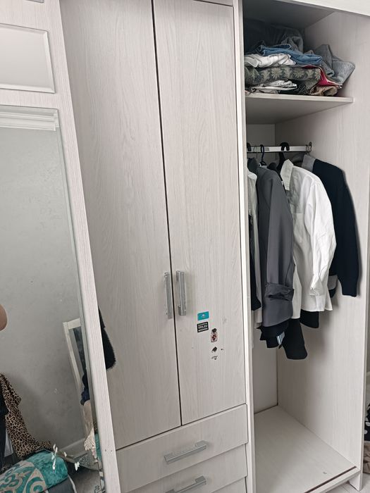 Шкаф сатылады 10 мың тг