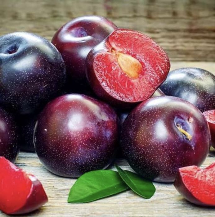 Pomi columnari diferite soiuri