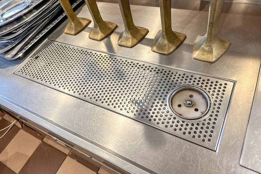 Bar complet cu agregat de răcire