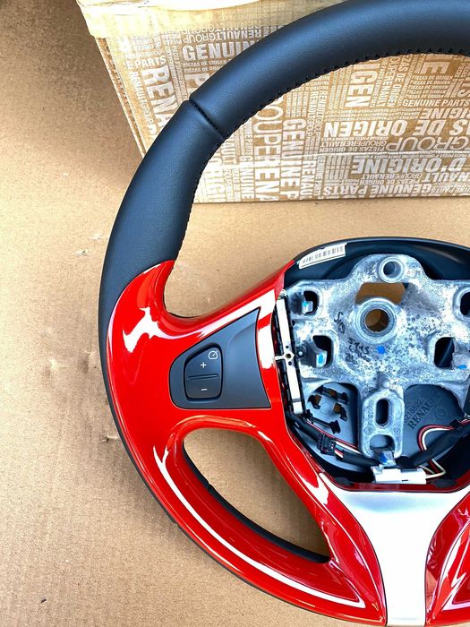 Volan piele Renault Clio 4 Captur nou original trim rosu