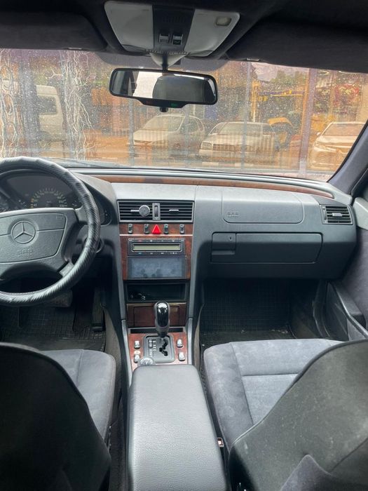 Продам Mercedes Benz C280