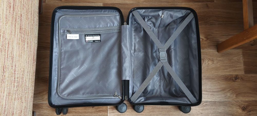 Чемодан S ручная кладь IT