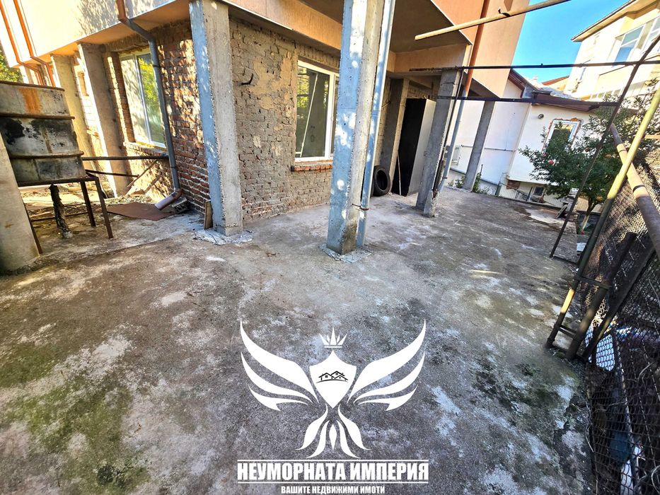 Продава се Тристаен апартамент в Асеновград - 90 кв.м за 1723 €/кв.м - Снимка #13