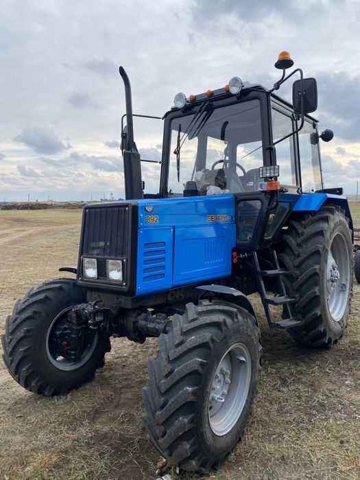 Продам МТЗ-892 состояние нового
