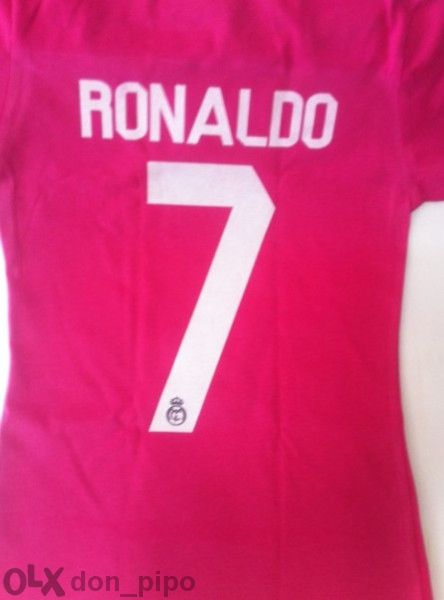 Уникални Дамски футболни фен тениски на Реал Мадрид и Барселона !