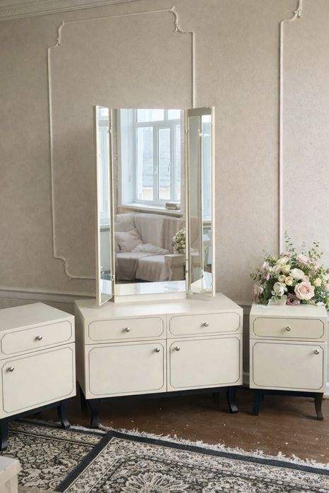 Тримо+тумбы.