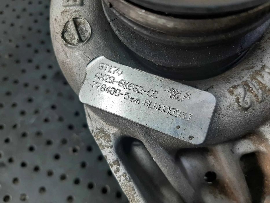 turbina stanga 3.0 d 306dt 4x4  land rover range rover sport 2 l494 ax2q-6k682-cc  778400-5