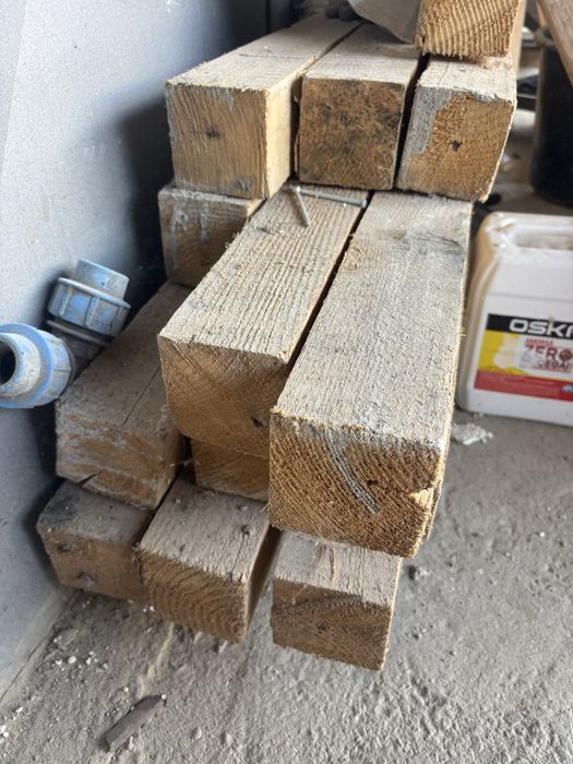 Grinzi de lemn constructii