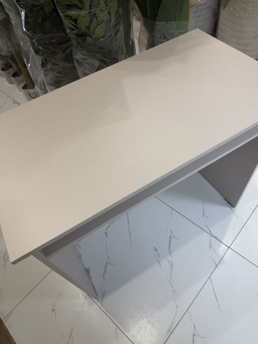 Продам новый письменный стол компьютерный