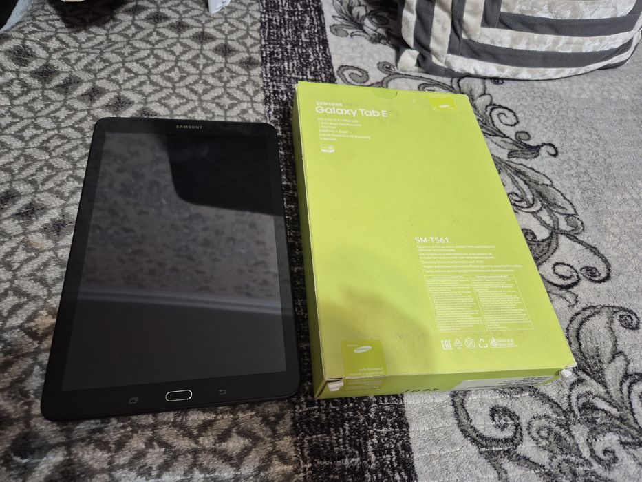 Самсунг Galaxy Tab E