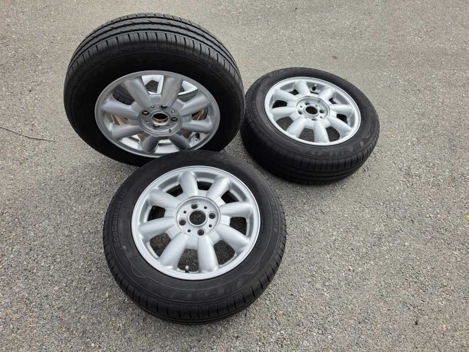 4 бр. Летни гуми 175/65 R15 с алуминиеви джанти 4x100 Mini
