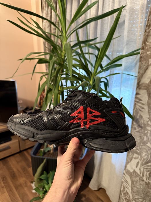 Balenciaga runner