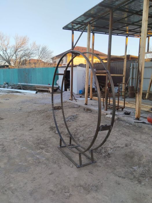 Услуги сварщика двери решотки и т.д.